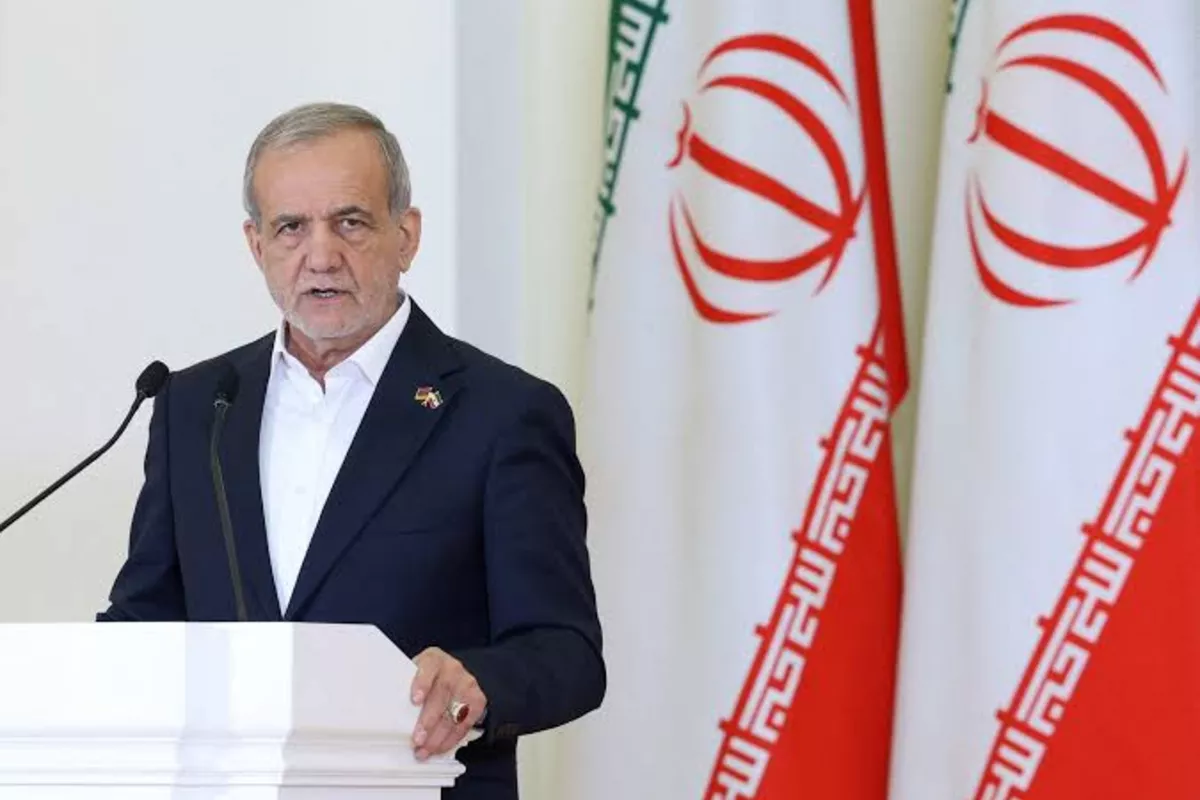 Iran's Pezeshkian Stresses National Solidarity Amid Full-Scale War