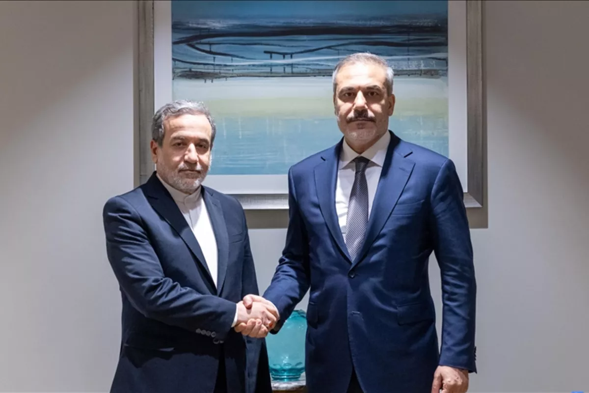 Top Iranian, Turkish Diplomats Discuss Bilateral Ties, Regional Developments
