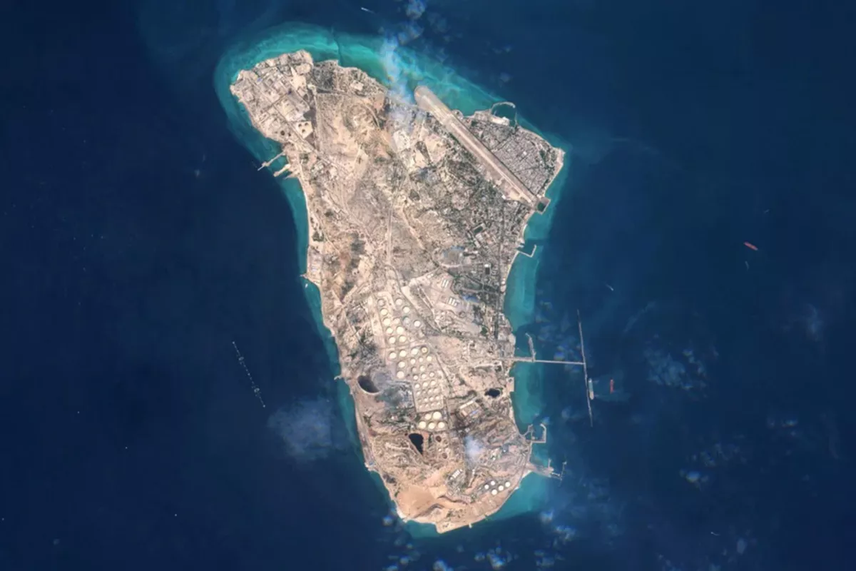 US Reports Strikes on Iran's Kharg Island – VIDEO