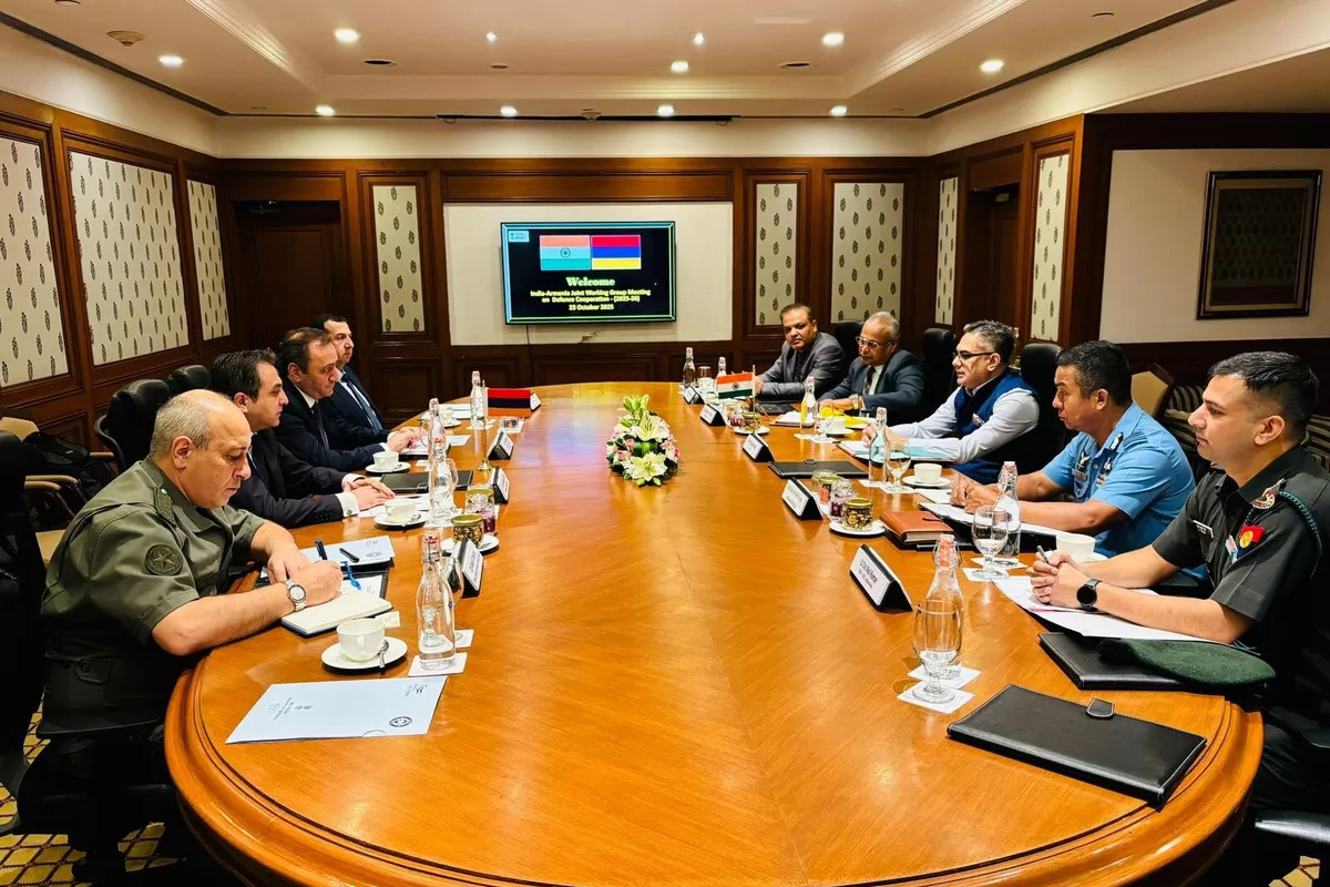 Armenia, India Hold Defense Consultations