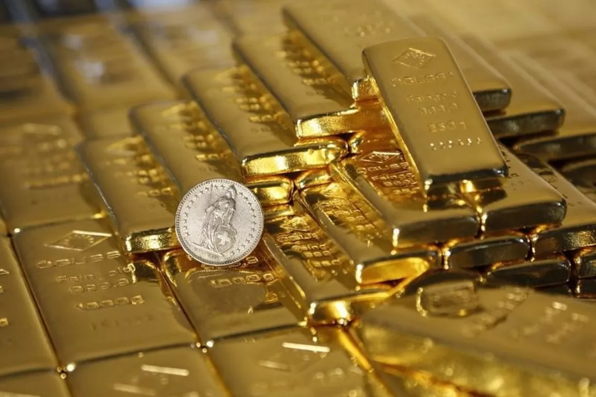 Gold Prices Surge Amid Prolonged Middle East Conflict