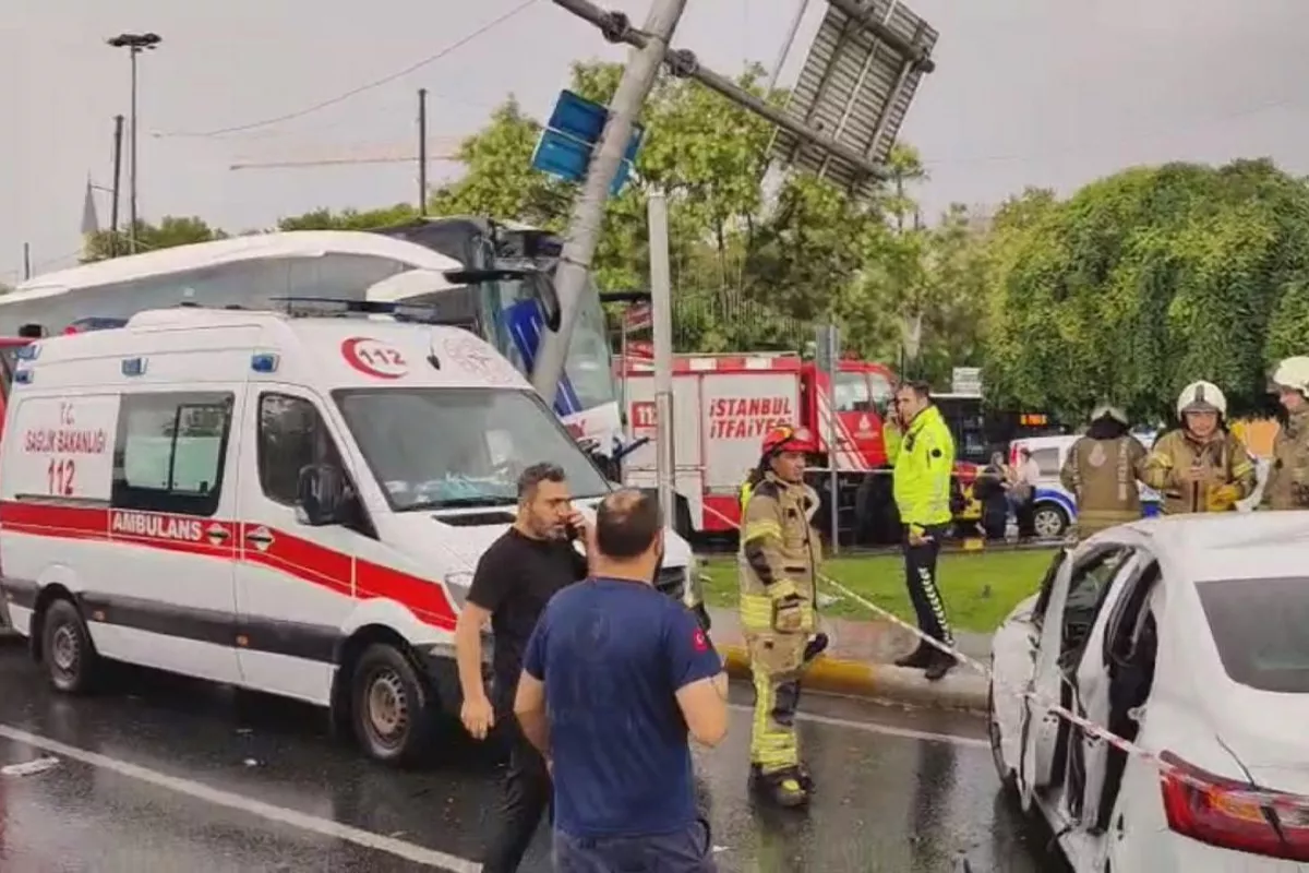 Passenger Bus Crash in Istanbul Leaves At Least 30 Injured