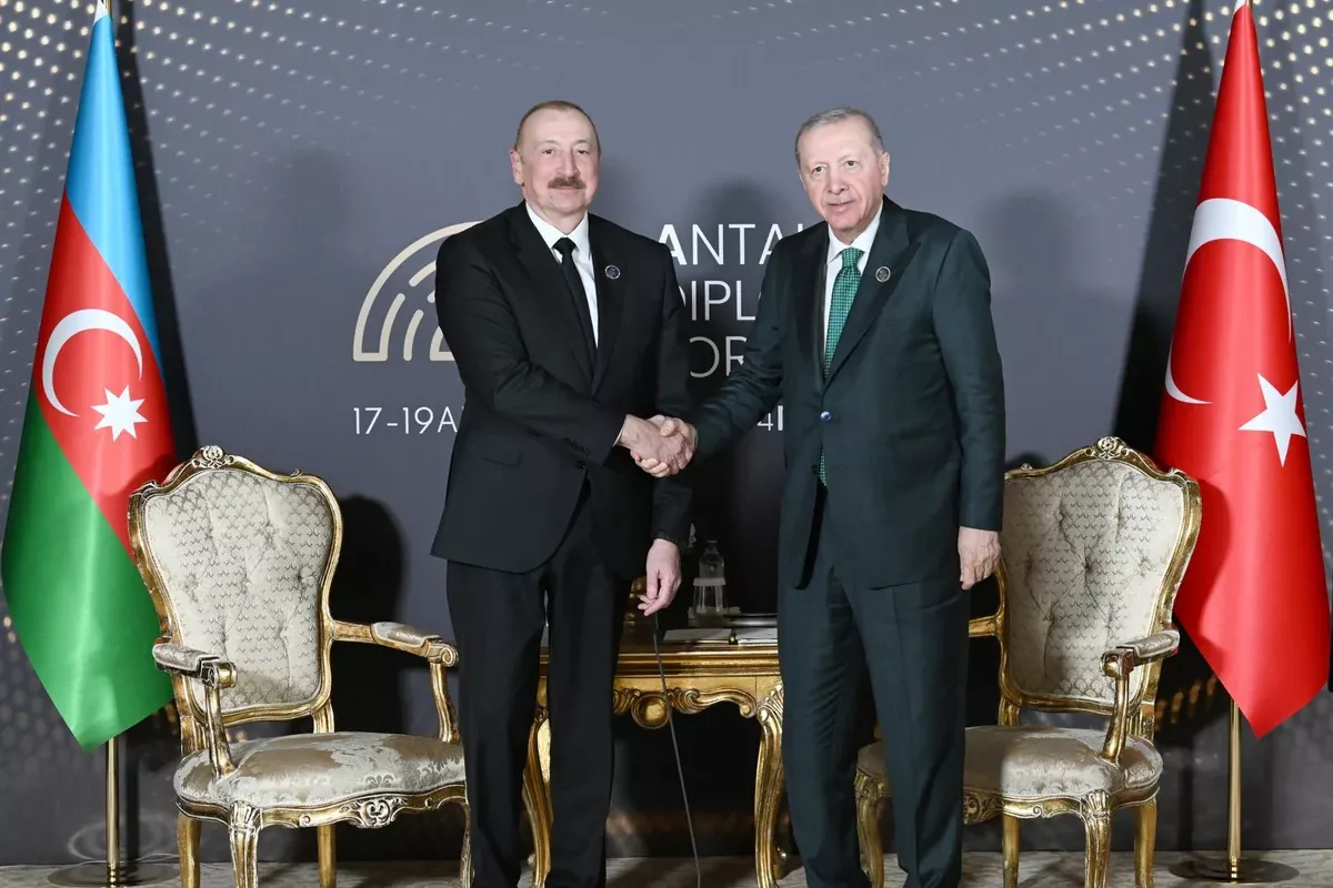 Azerbaijani, Turkish Presidents Meet in Antalya