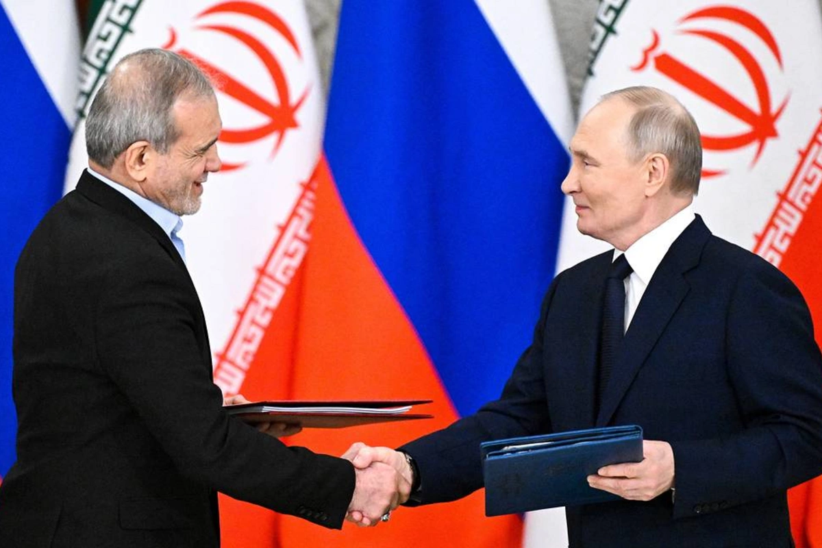 Russian, Iranian Presidents Ink Strategic Partnership Treaty