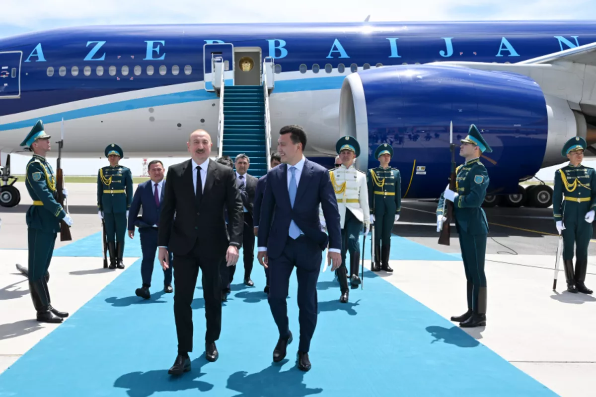 President Ilham Aliyev Begins Working Visit to Kazakhstan