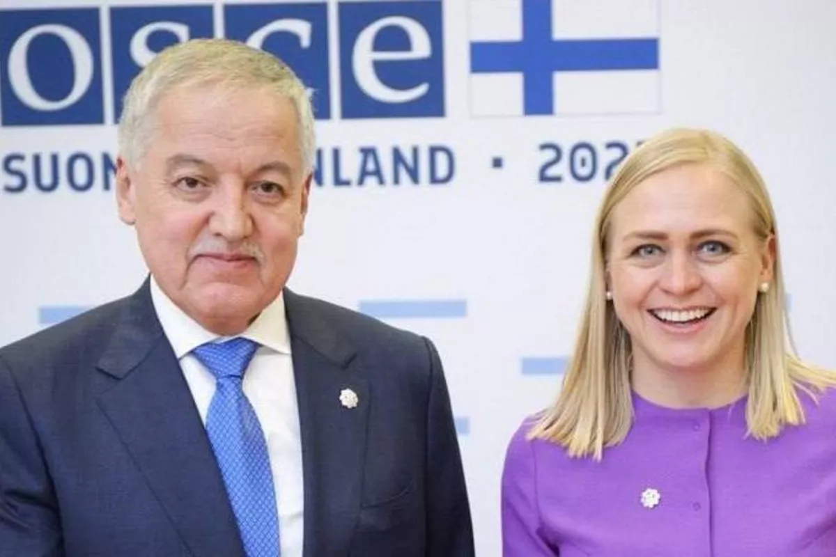 Tajik FM Discusses Trade Issues with Finnish, Hungarian FMs