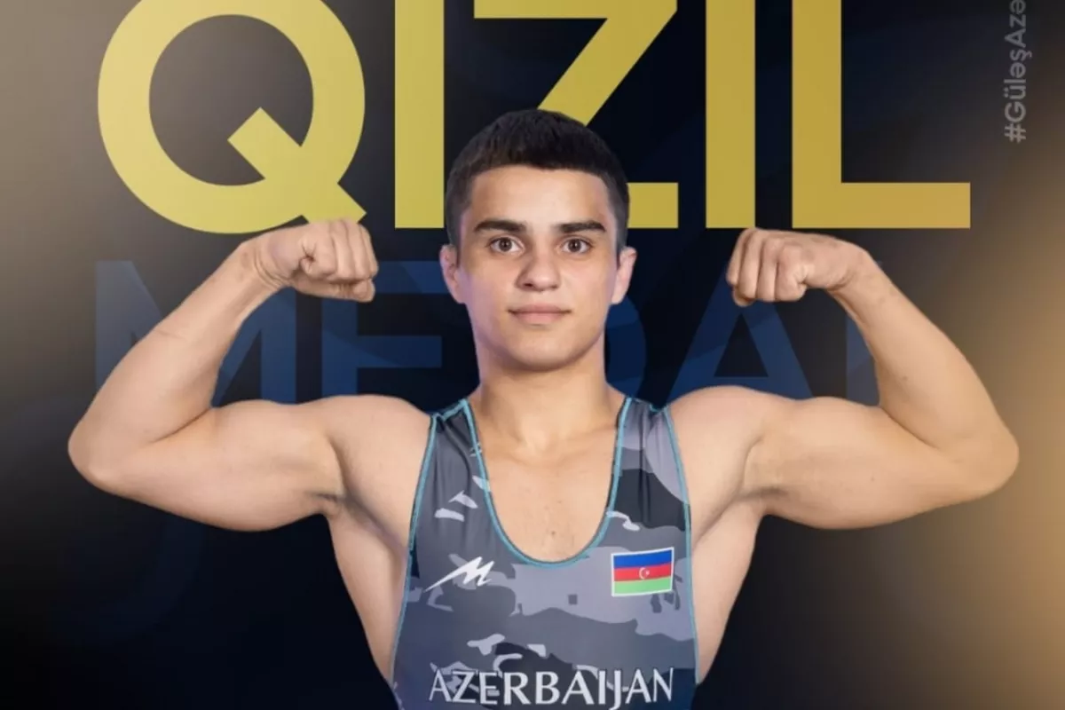 Azerbaijani Wrestler Becomes World Champion with Win Over Armenian Rival