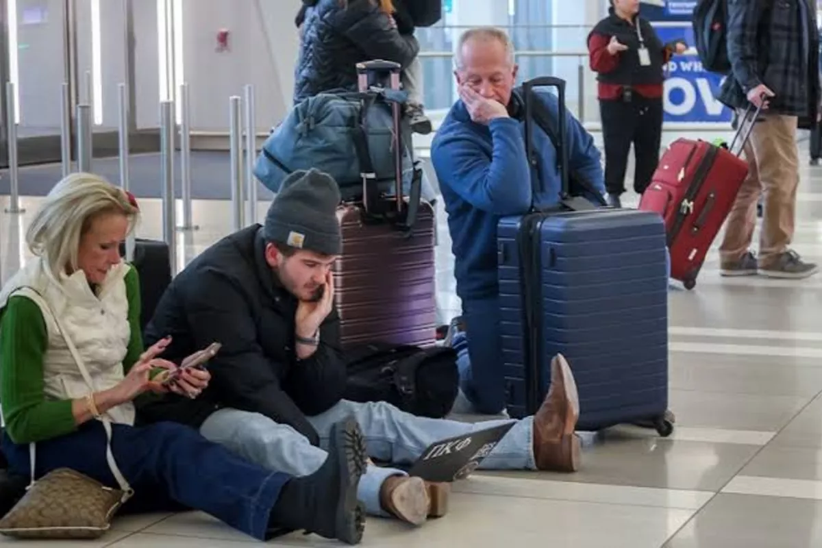 Drone Attacks Trigger Delays Across Airports in Russia's Moscow - VIDEO