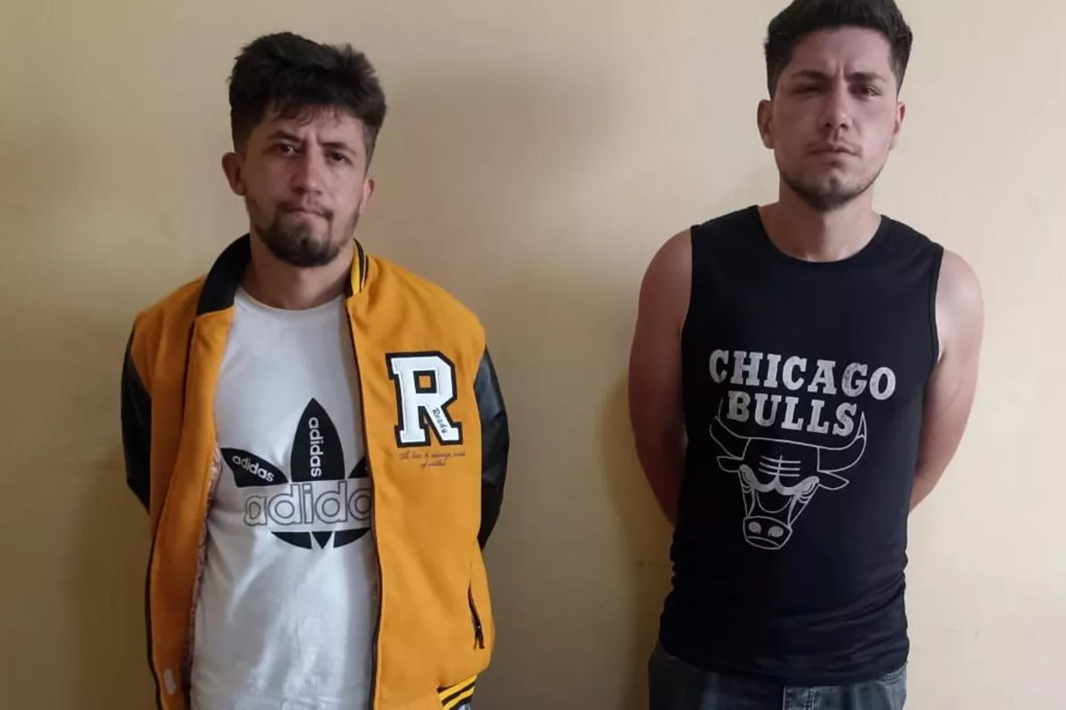 Azerbaijani Border Guards Detain Two Iranians Trying Illegal Entry