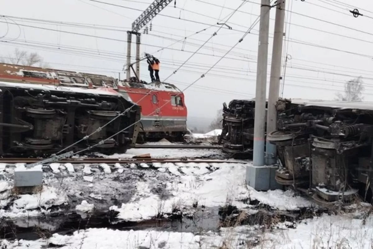 Fourteen Fuel Tankers Derail in Russia's Penza