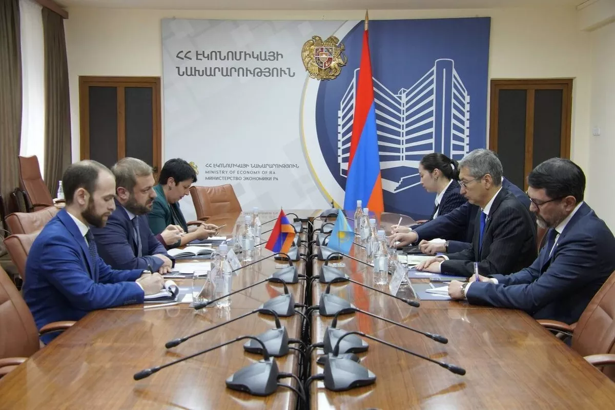 Armenia, Kazakhstan Discuss Economic Cooperation and Trade Expansion
