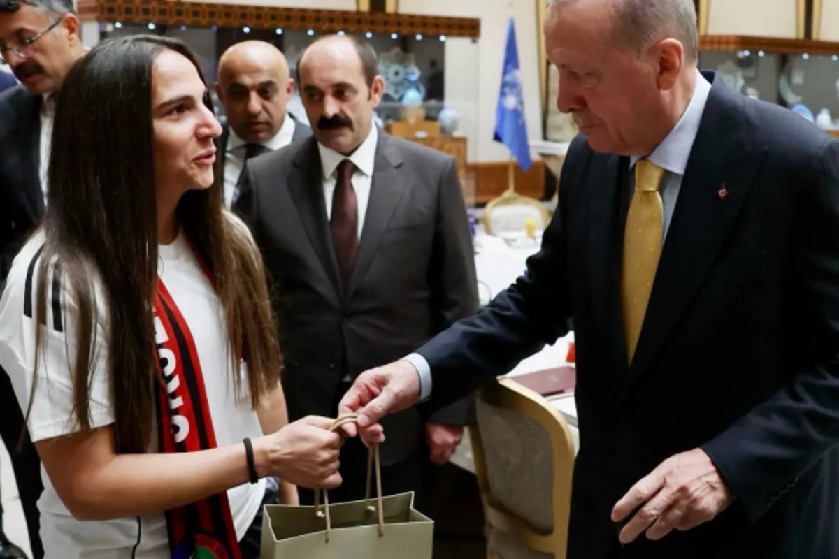 Turkish President Welcomes Women’s Football Stars After Super League Promotion
