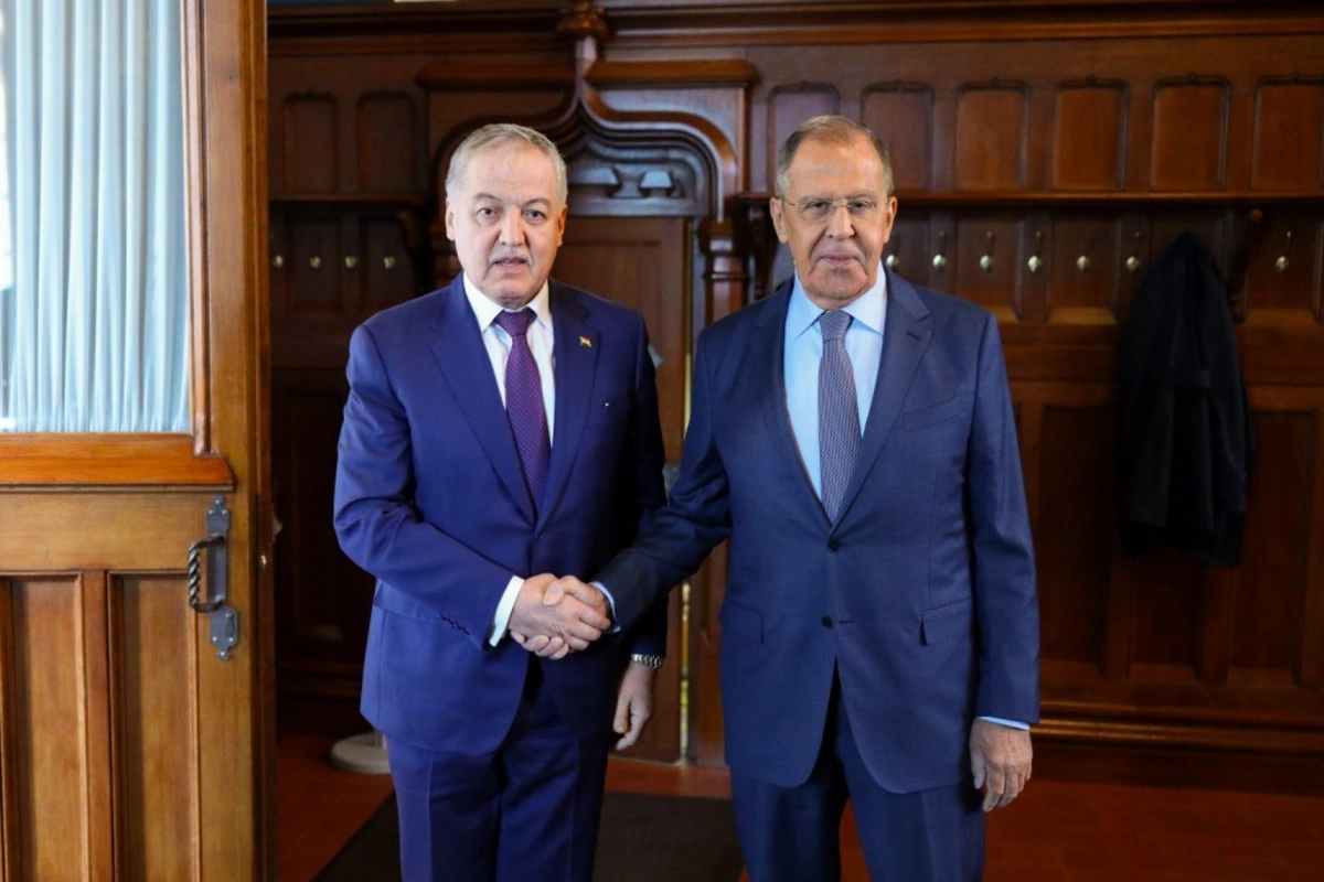 Tajik and Russian Foreign Ministers Sign 2025-2026 Interagency Cooperation Program