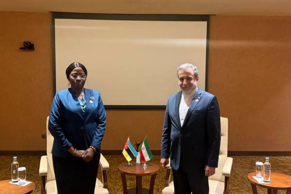 Iran and Mozambique Foreign Ministers Hold Meeting in Uganda