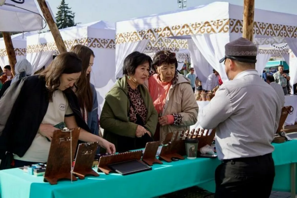 Kyrgyz Jewelry Brand Founder Showcases Craftsmanship at Kazakhstan’s Global Festival