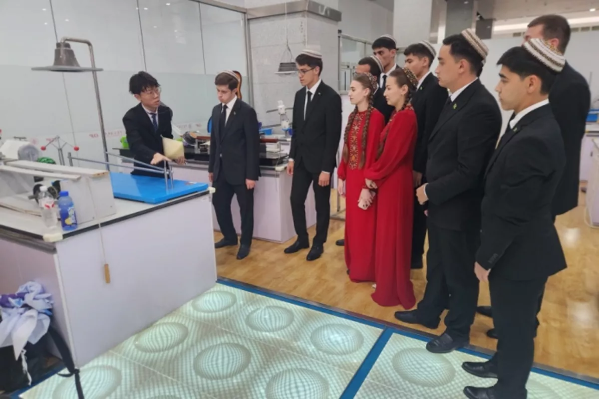 Turkmen Students Train at China University of Petroleum