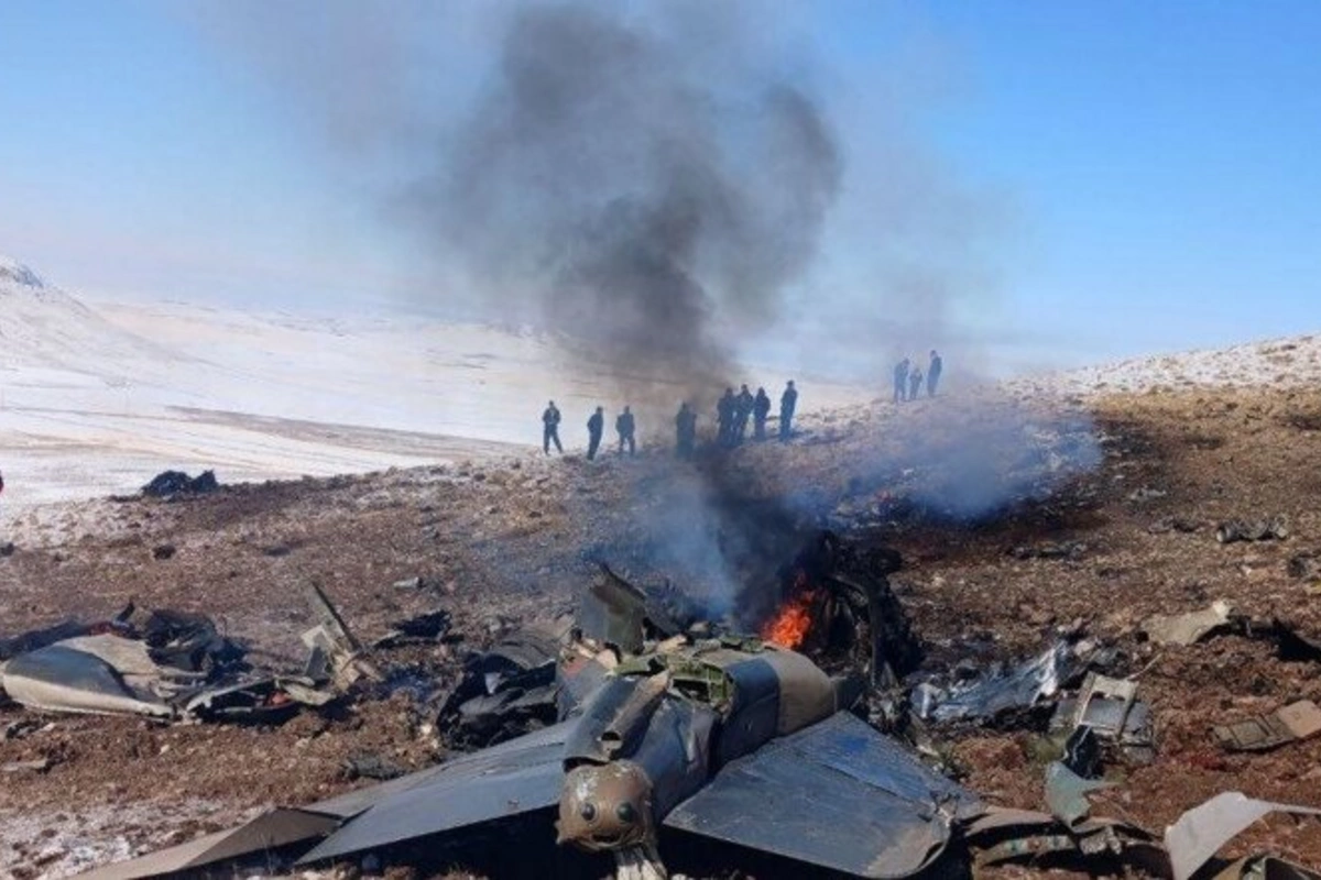 Military Plane Crashes in Iran