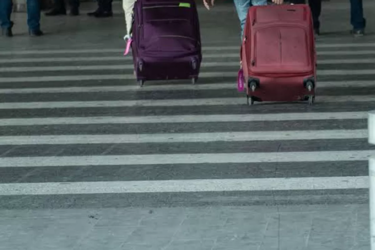 Long Queues Cause Hours-Long Delays at Armenia's Zvartnots Airport