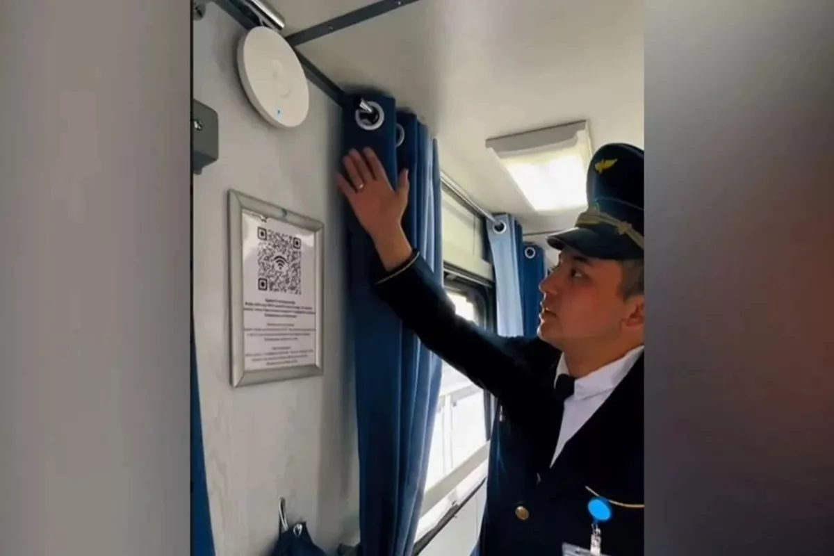 Kazakhstan to Introduce Satellite Internet on Trains, Planes