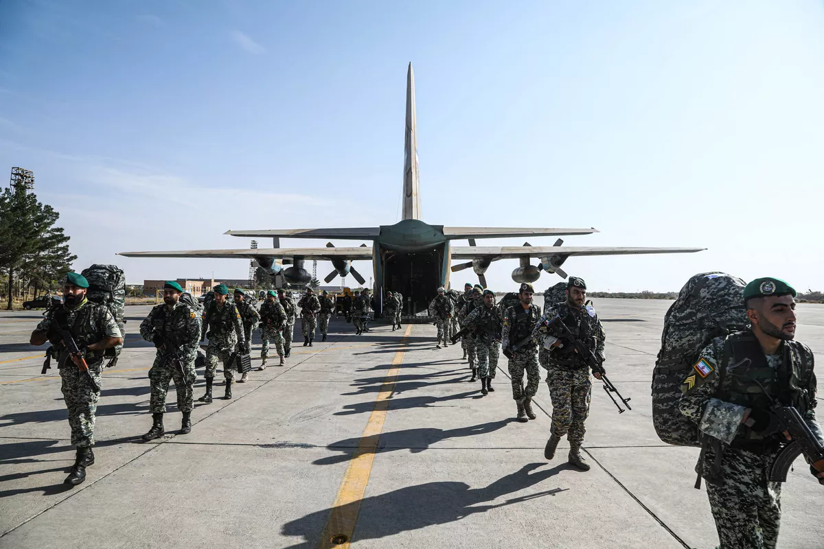 Iran Launches Large-Scale Military Drills Amid Rising Regional Tensions