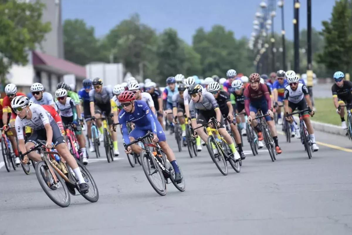 Azerbaijan Hosts Prestigious International Cycling Event