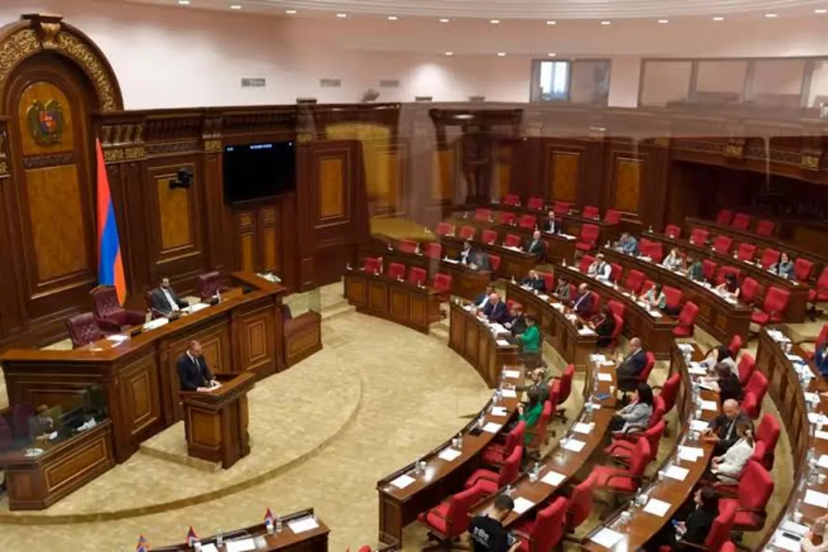 Fight Breaks Out in Armenia’s Parliament During Heated Session - VIDEO