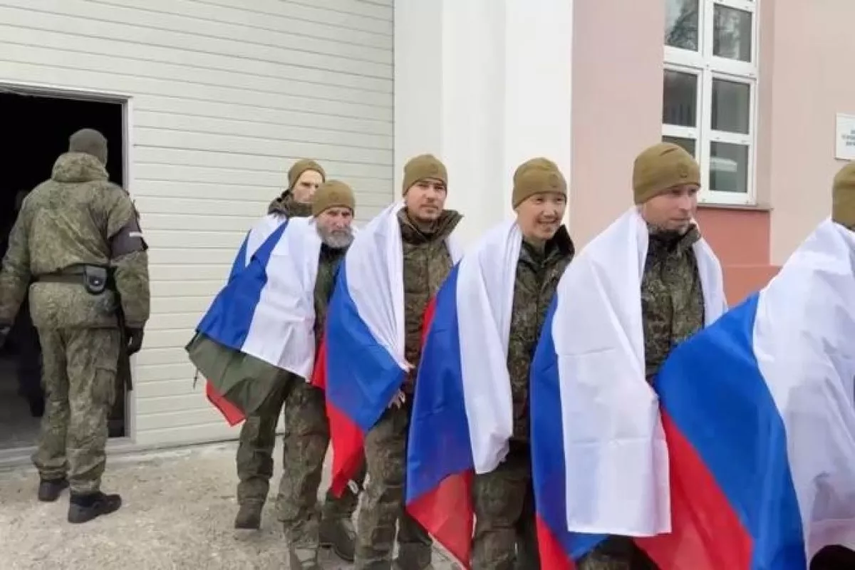 Russia, Ukraine Conduct 200-for-200 Prisoner Exchange