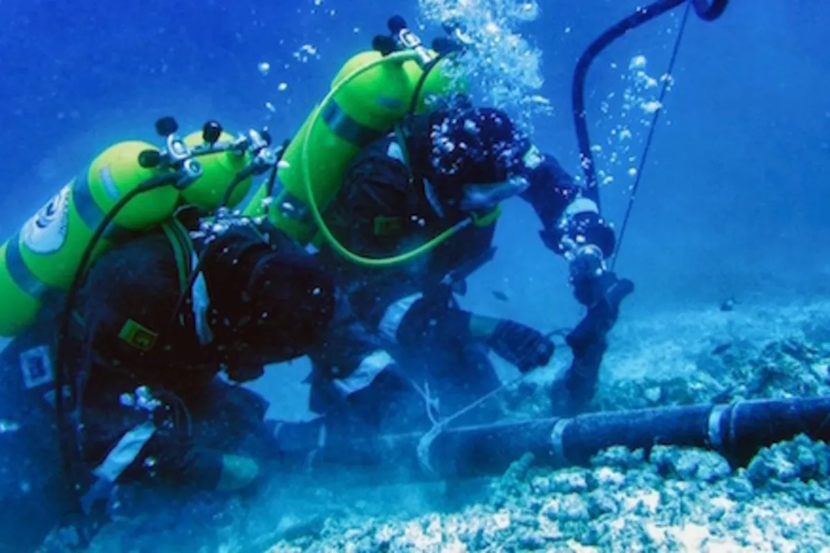 Russia, Kazakhstan Discuss Joint Fiber-Optic Cable Project Across Caspian Sea