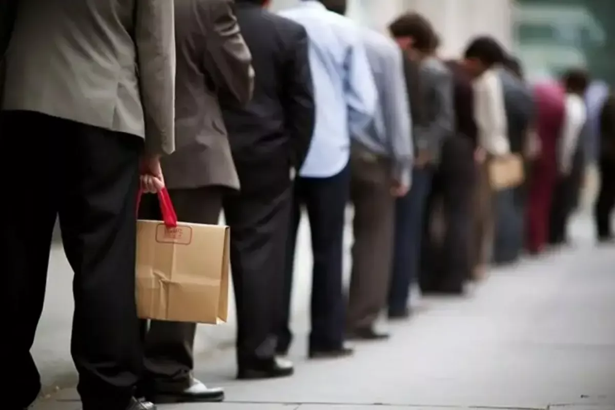 Kyrgyzstan Sees Steady Decline in Registered Unemployment