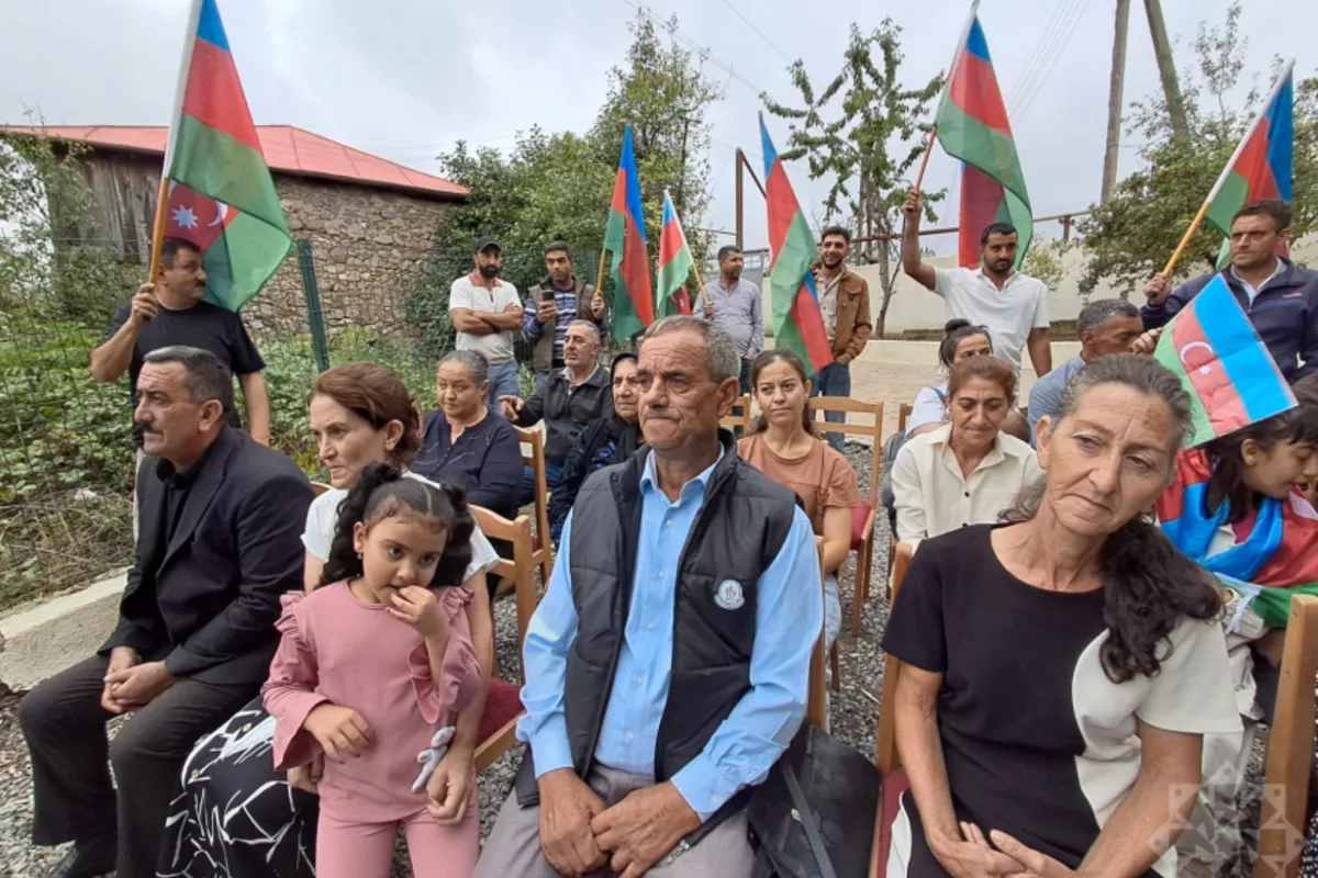 Nine Azerbaijani Families Receive Keys to Houses in Seyidbayli, Khojaly