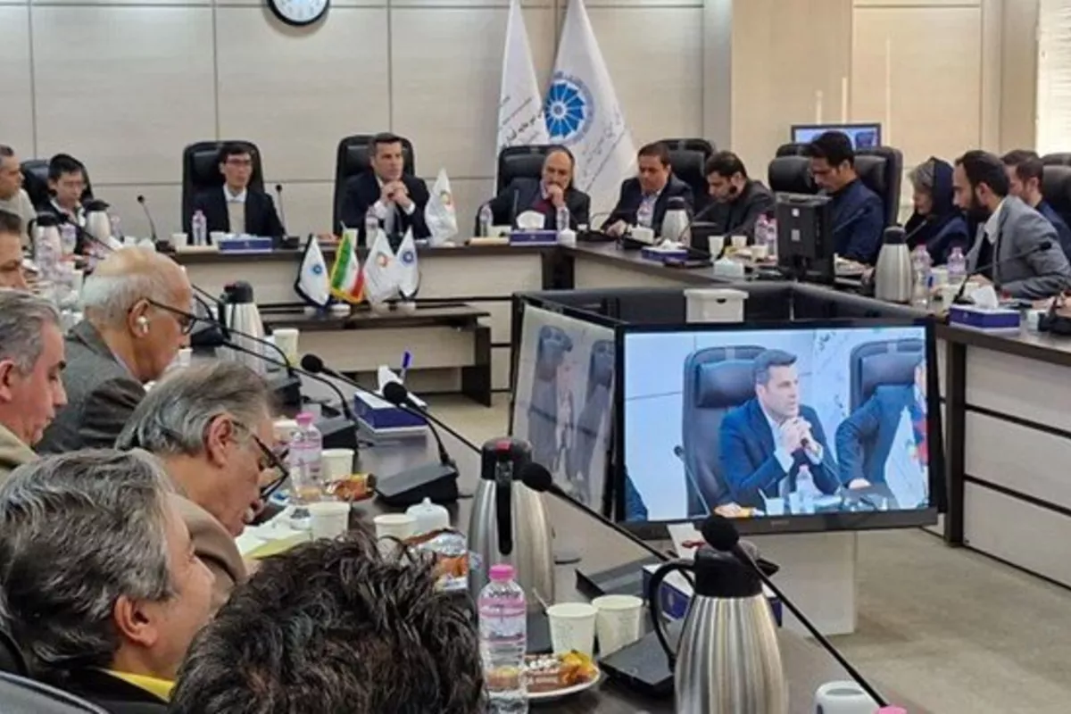 Iran, Vietnam Seek Closer Ties in Investment and Finance