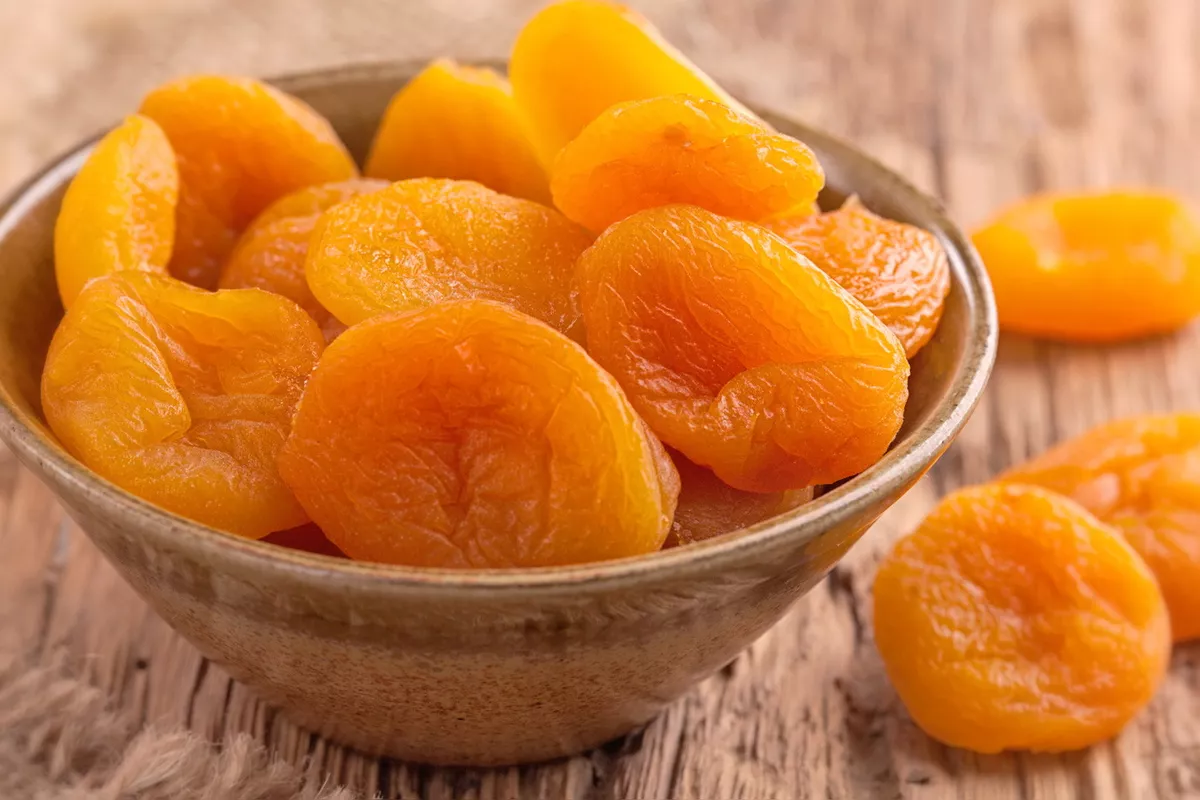 Dried Apricots Generate Record $30 Million in Tajikistan