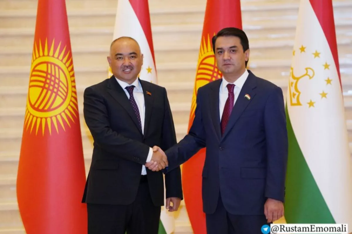 Kyrgyz Parliamentary Speaker Honors Tajik National Heritage in Dushanbe