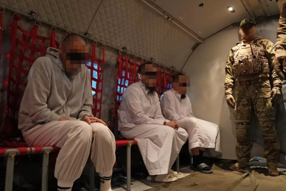 Kazakhstan Brings Back Four Citizens Wanted on Terror Charges - VIDEO
