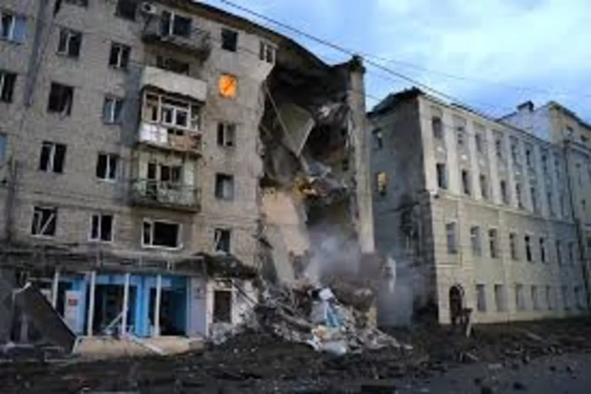 Russian Missile Strike Hits Kharkiv, 1 Dead, 11 Injured