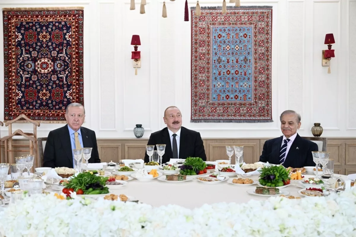 Azerbaijani, Turkish, and Pakistani Leaders Hold Joint Dinner
