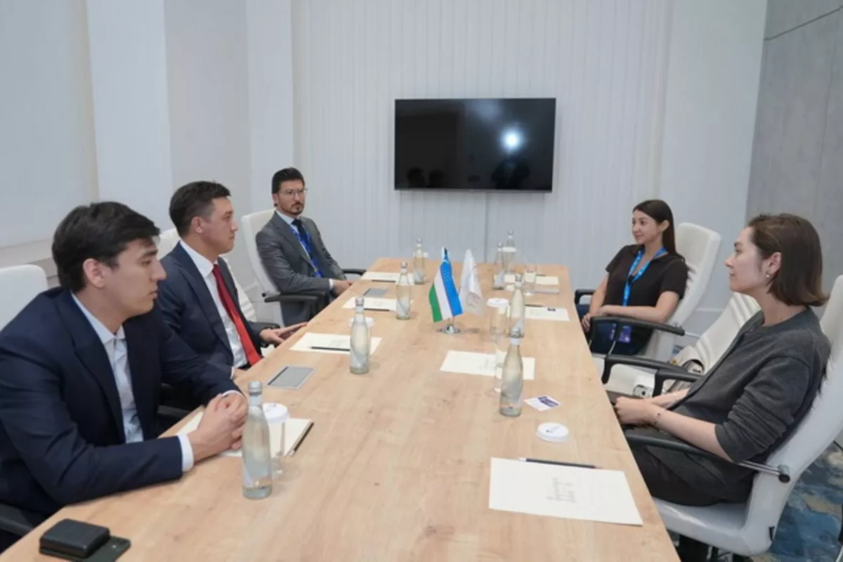 Uzbekistan, Microsoft Discuss IT Education Development with Microsoft