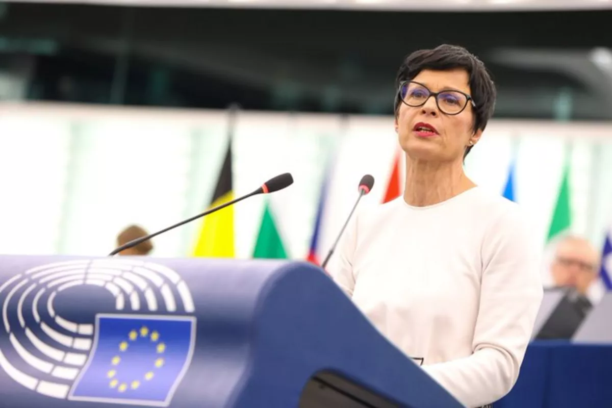 European Commissioner: Armenia - Only Country in Line for EU Visa-Free Travel