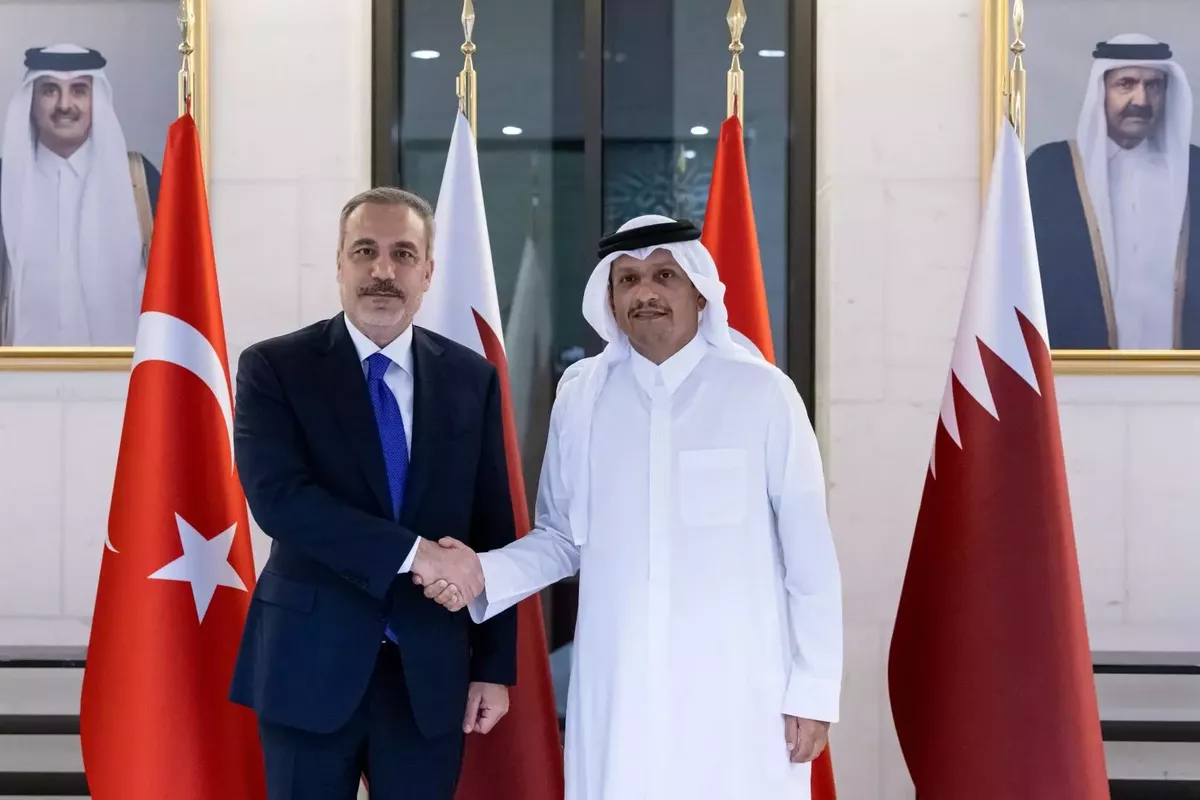 Turkish Top Diplomat Holds High-Level Talks in Doha
