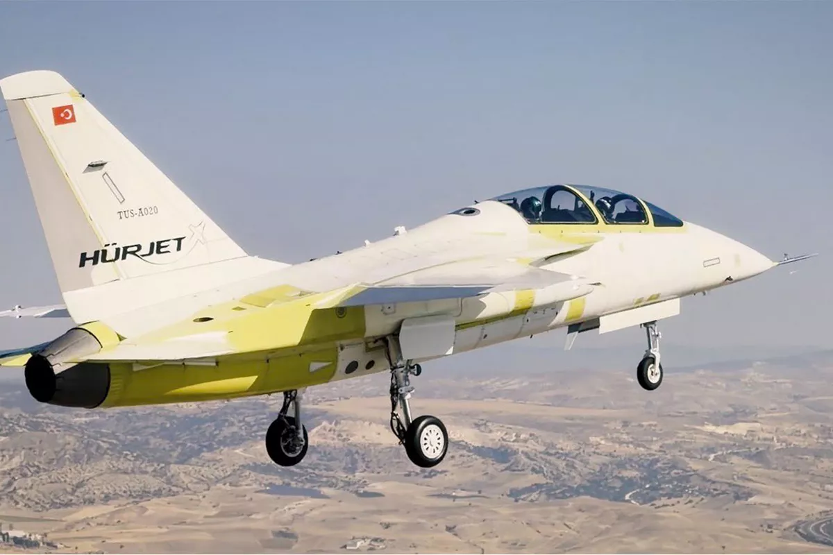 Türkiye’s HÜRJET Jet Completes First Flight for Air Force