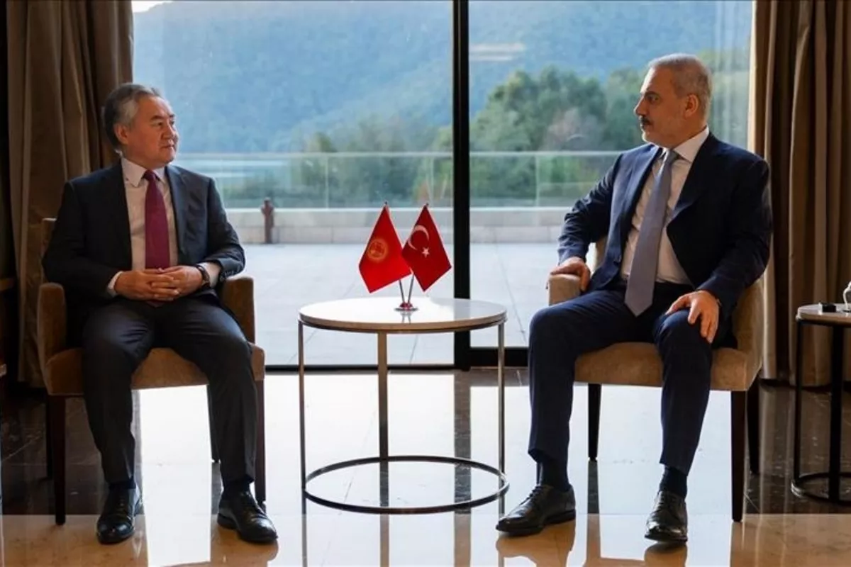 Top Turkish, Kyrgyz Diplomats Hold Talks in Azerbaijan