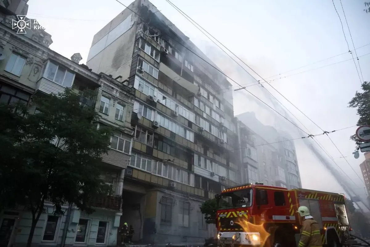 Russia Launches Deadly Mass Attack on Kyiv, Killing 2 and Injuring 16
