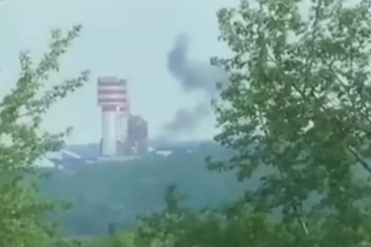 Zelenskyy Confirms Strike on Russian Chemical Plant 1,700 km Away