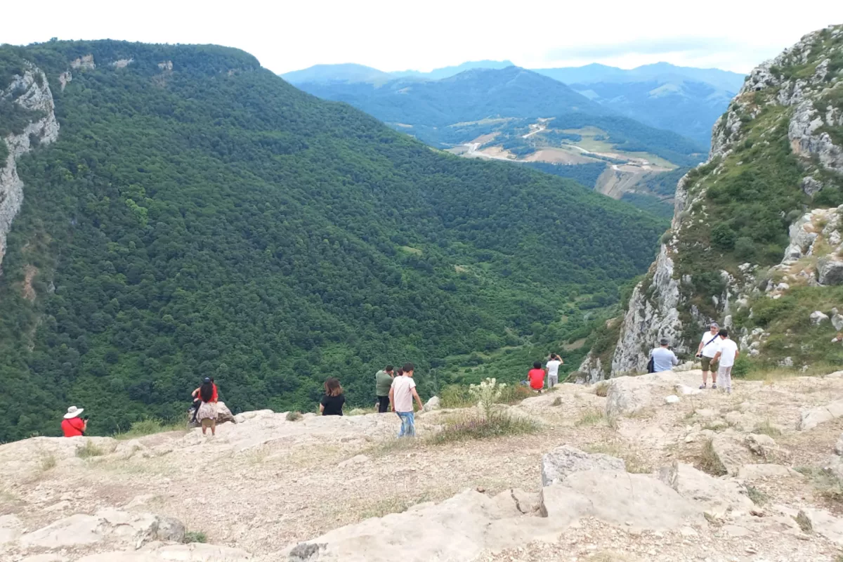 International Travel Enthusiasts Explore Historic Shusha in Azerbaijan’s Liberated Areas
