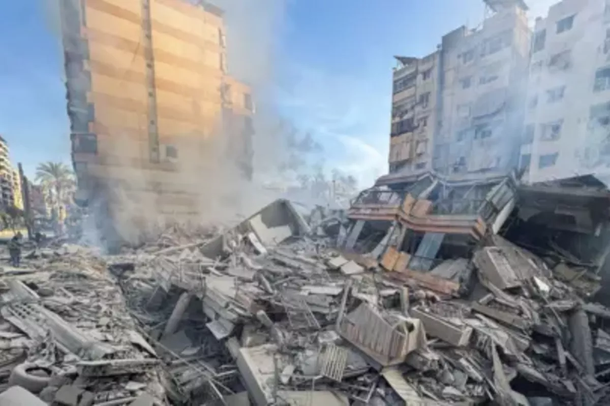 Israel Targets Weapons Aircraft at Tehran’s Mehrabad Airport - VIDEO