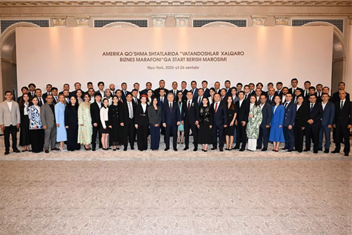 President Mirziyoyev Concludes US Visit with Meeting of Uzbek Diaspora and Scholars