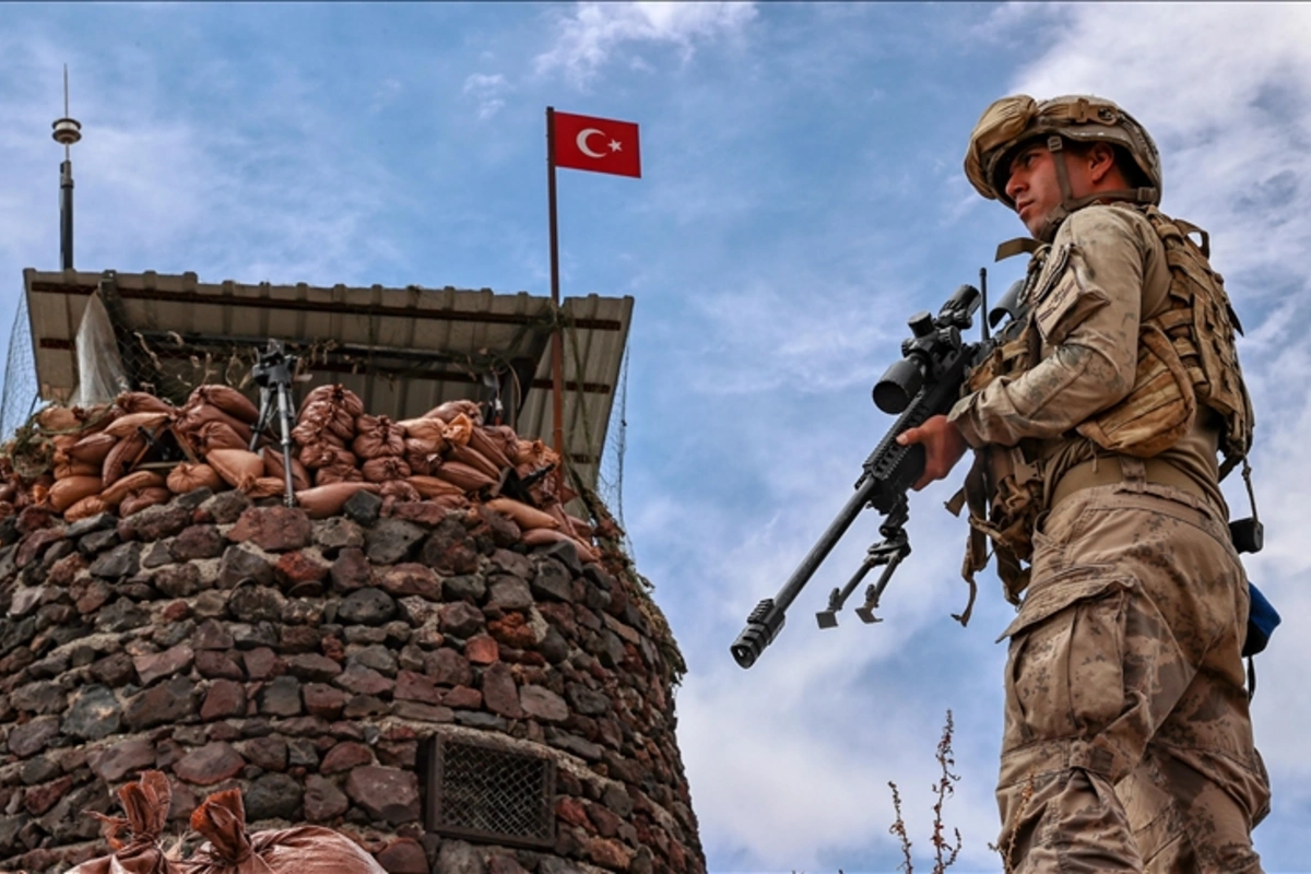 Two PKK Terrorists Surrender to Turkish Forces