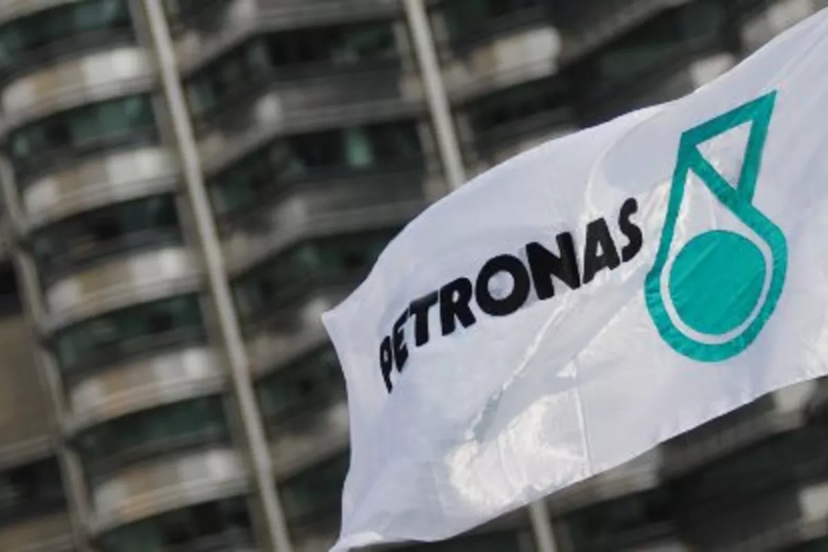 Petronas Moves UAE Staff Amid Middle East Tensions