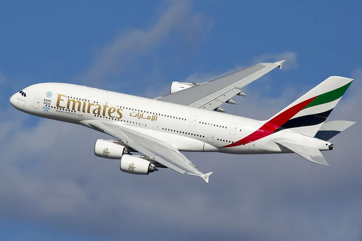 World’s Largest Passenger Plane Circles Over Russia Amid Moscow Airport Closures