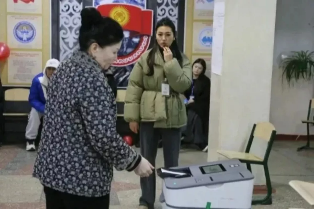 Kyrgyzstan to Boost Overseas Voting with 100 Polling Stations Ahead of Snap Elections